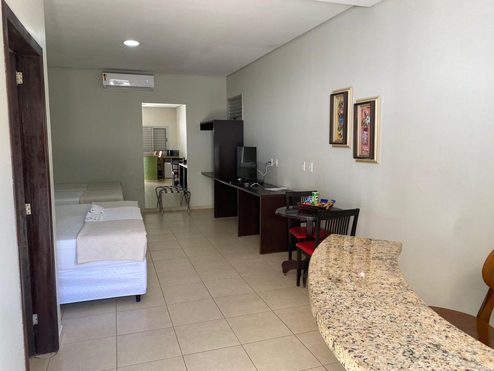 Porto Center Hotel Луис-Эдуарду-Магальяйнс Экстерьер фото